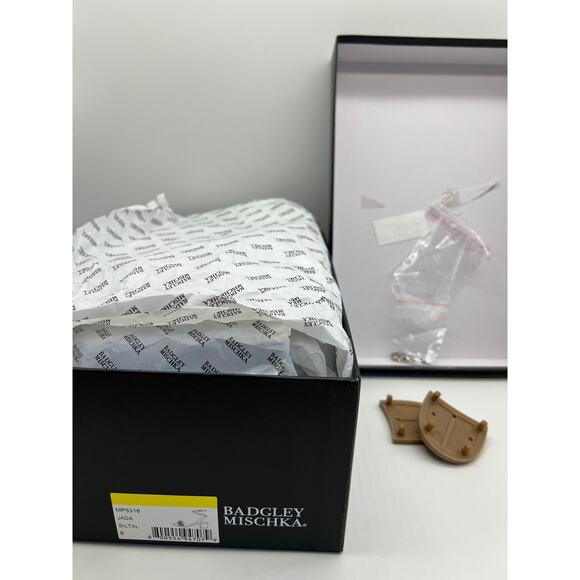 Badgley Mischka Women's Jada Ankle Wrap Block Heel Silver MP5316 Size 8 NIB - Picture 5 of 16